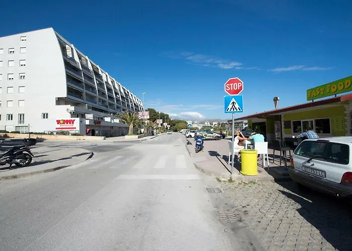 Διαμέρισμα Gloria In *